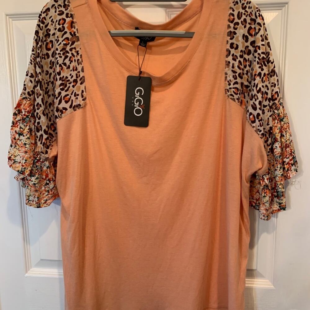 NWT GiGio Peach Blouson Tunic with Animal Print & Floral Ruffled Sleeves Size L - Picture 8 of 8